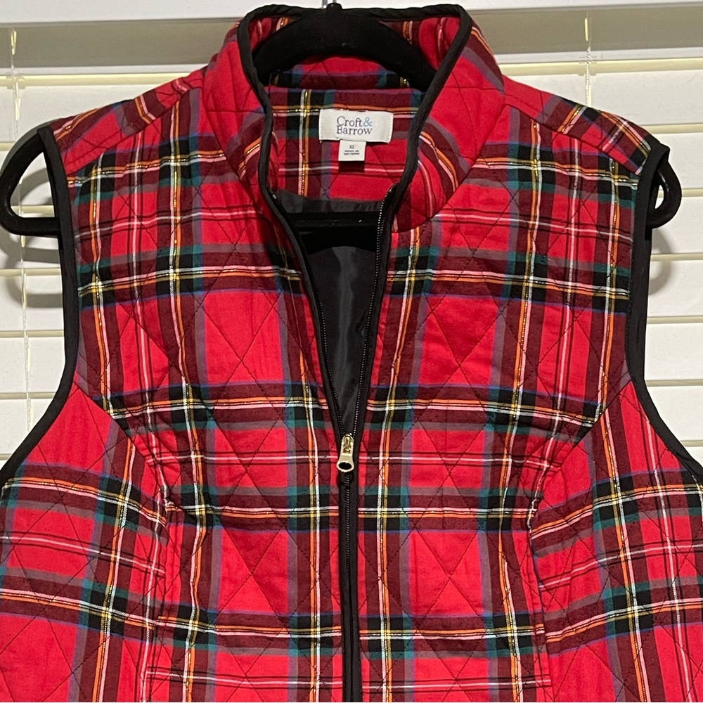Croft & Barrow quilted vest. Excellent condition. XL